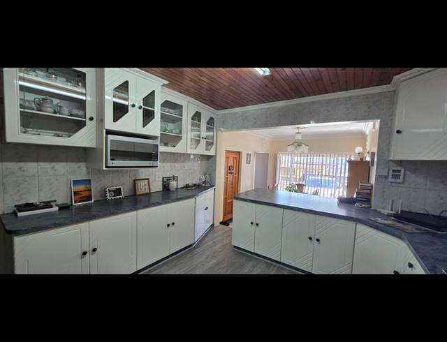 4 BEDROOM HOUSE FOR SALE IN NORTHDALE